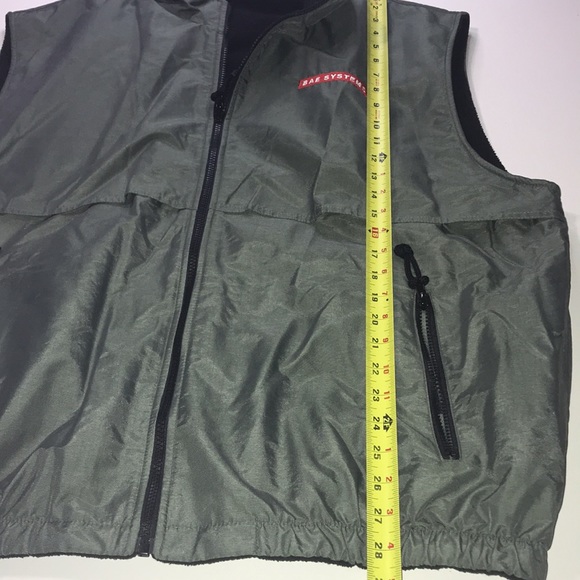Port Authority Vest Reversible BAE Logo Green Slick Material w black Fleece 2XL - Picture 7 of 11